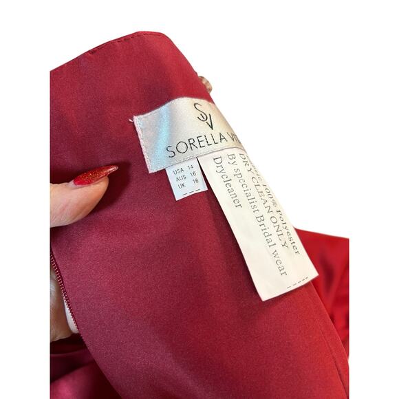 Red Satin Sorella Vita Sweetheart Cocktail Dress - Size 14 - Picture 9 of 16